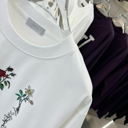 FLOWER PRINT TSHIRT - Image 6