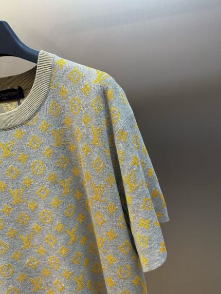 GREY MONOGRAM KNIT CREW NECK - Image 5