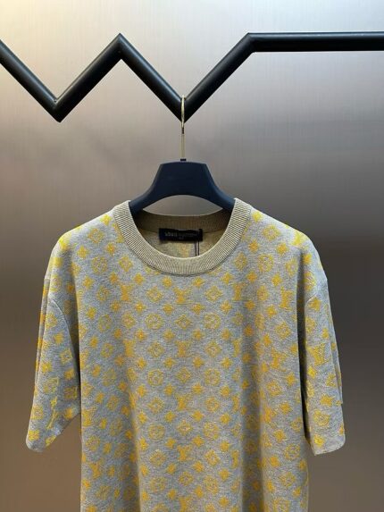 GREY MONOGRAM KNIT CREW NECK - Image 3