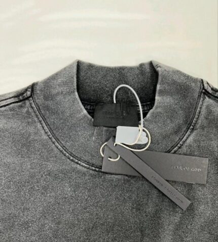 ESS GIVE IT UP CREW NECK - Image 3