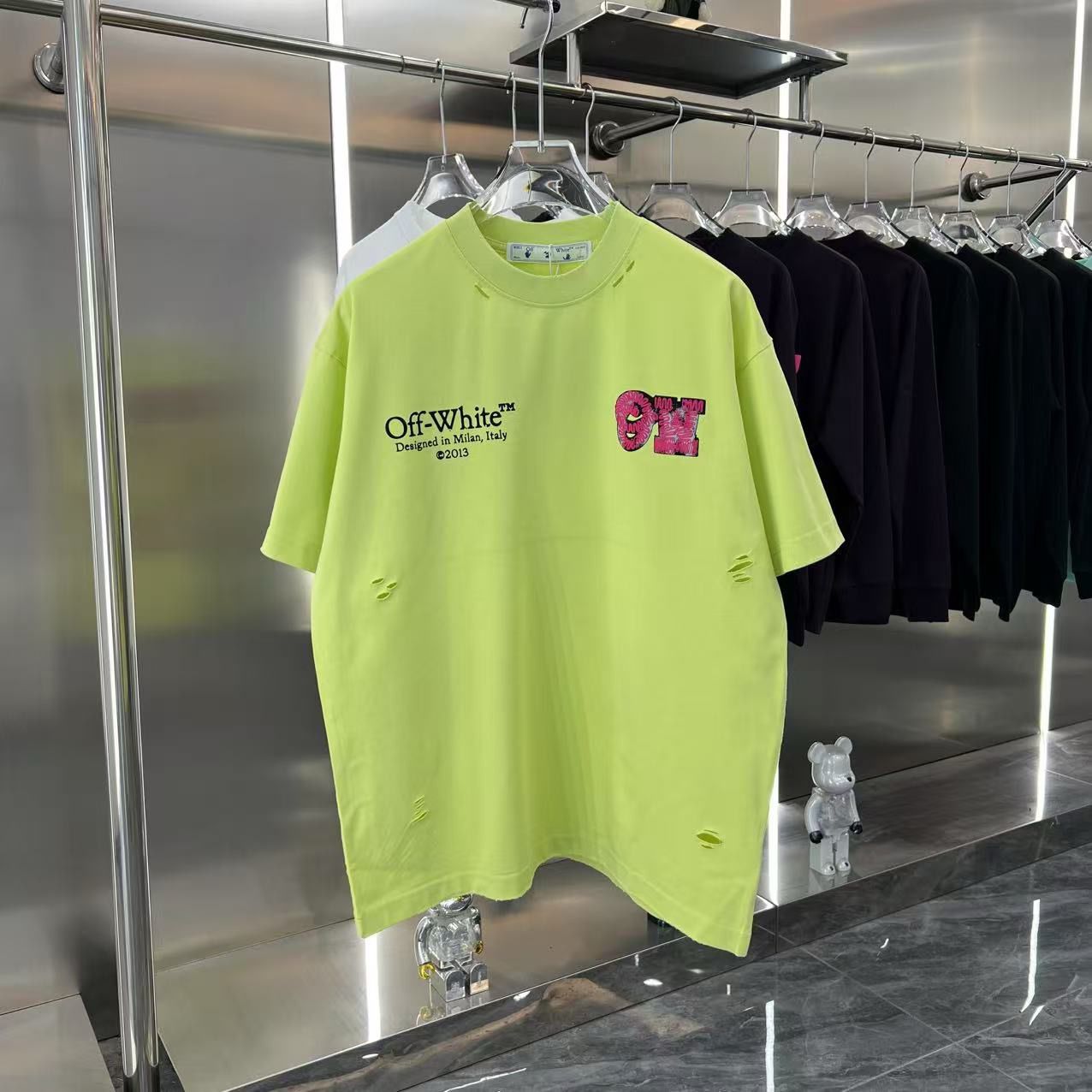 27470626-1754322908684 SCRIBBLE BACK LOGO TSHIRT - Image 1