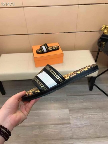 MEDUSA SLIDES - Image 2