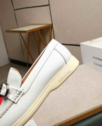 WHITE LEATHER LOAFERS - Image 4