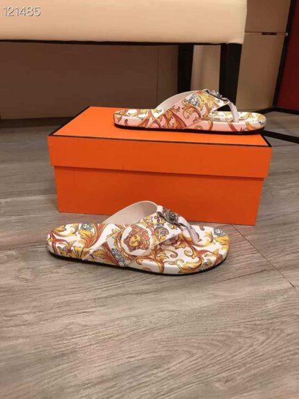 BAROQUE MEDUSA FLIP FLOPS - Image 4