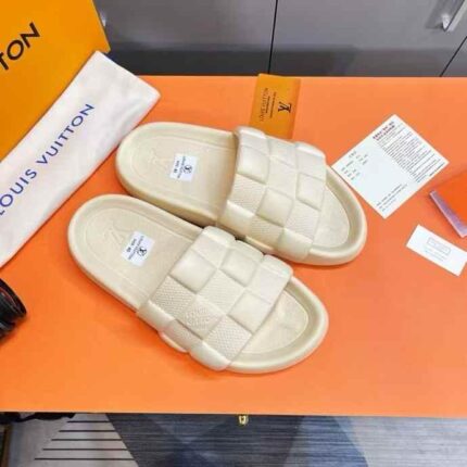 WATERFRONT MULE - Image 9