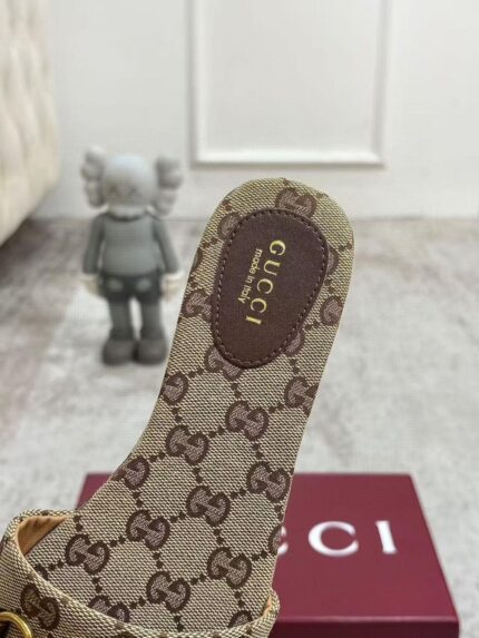 MONOGRAM CANVAS SLIDES - Image 17