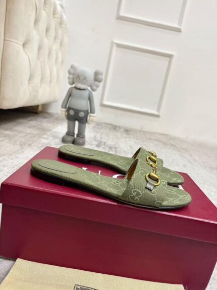 MONOGRAM CANVAS SLIDES - Image 2