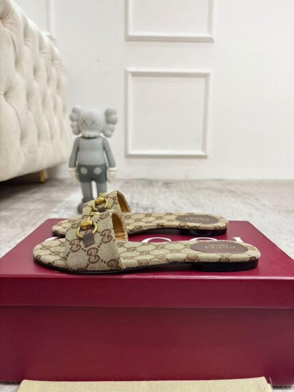 MONOGRAM CANVAS SLIDES - Image 19