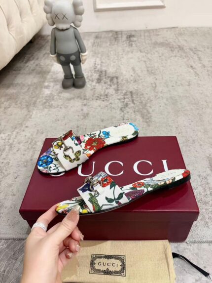 FLORAL CANVAS SLIDES - Image 3