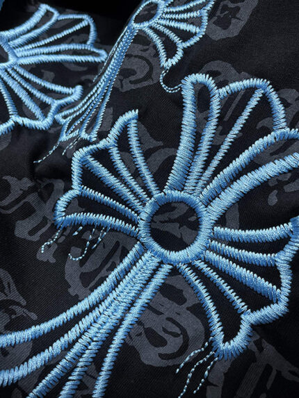 RELAXED CROSS EMBROIDERY TEE - Image 11