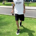 FLORIX SLEEVELESS TSHIRT