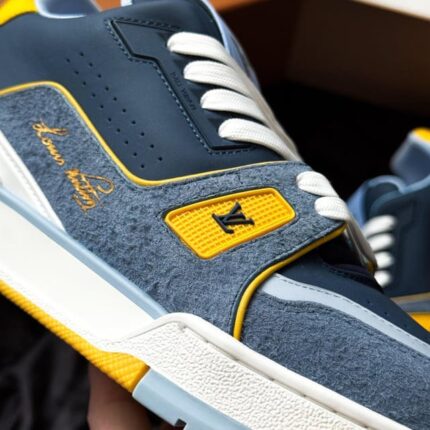 BLUE SUEDE TRAINER - Image 9