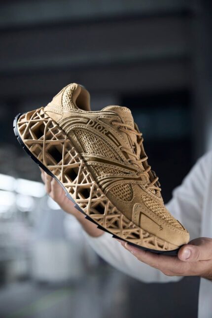 LIMITED EDITION JUTE STYLE SNEAKER - Image 3