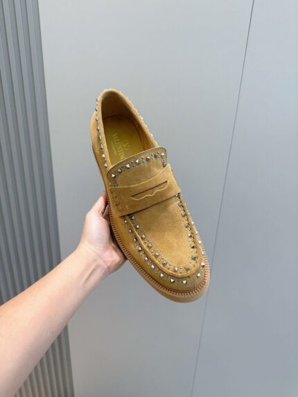 ROCKSTUD LOAFERS - Image 2