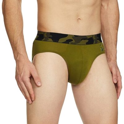 UNDER COLORS OF BENETTON