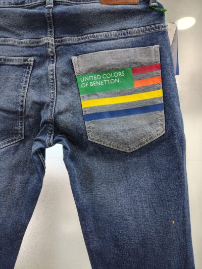 UNITED COLORS OF BENETTON - Image 4