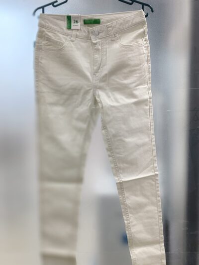 UNITED COLORS OF BENETTON - Image 2