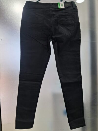 UNITED COLORS OF BENETTON - Image 2