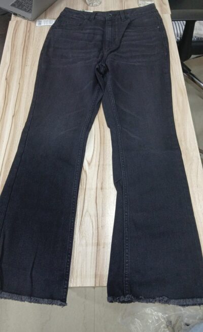 UNITED COLORS OF BENETTON - Image 2