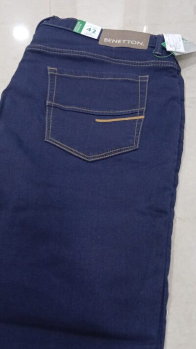 UNITED COLORS OF BENETTON - Image 3